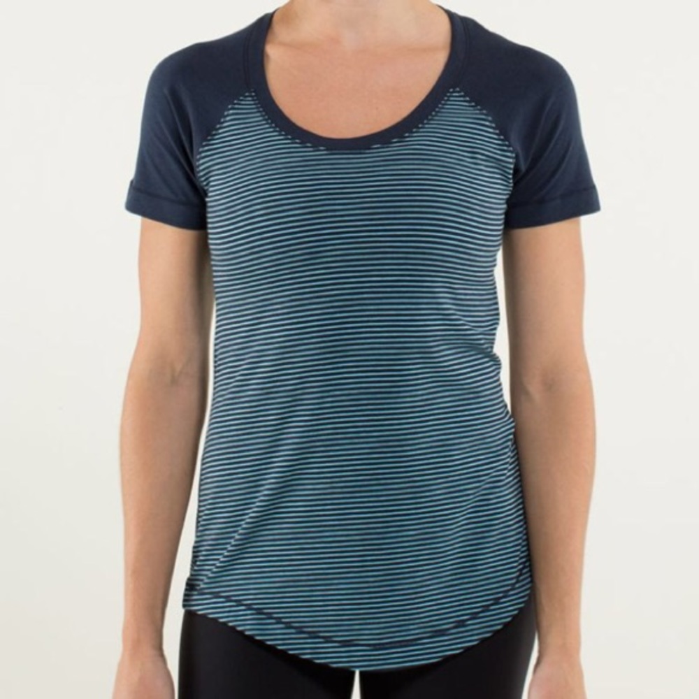 Lululemon Dhyana Short Sleeve